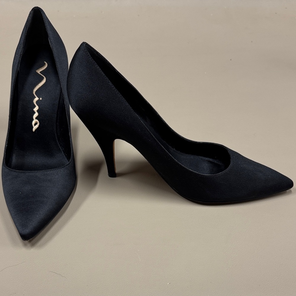 Nina Sexy Elegant Satin Black Pumps Heels
